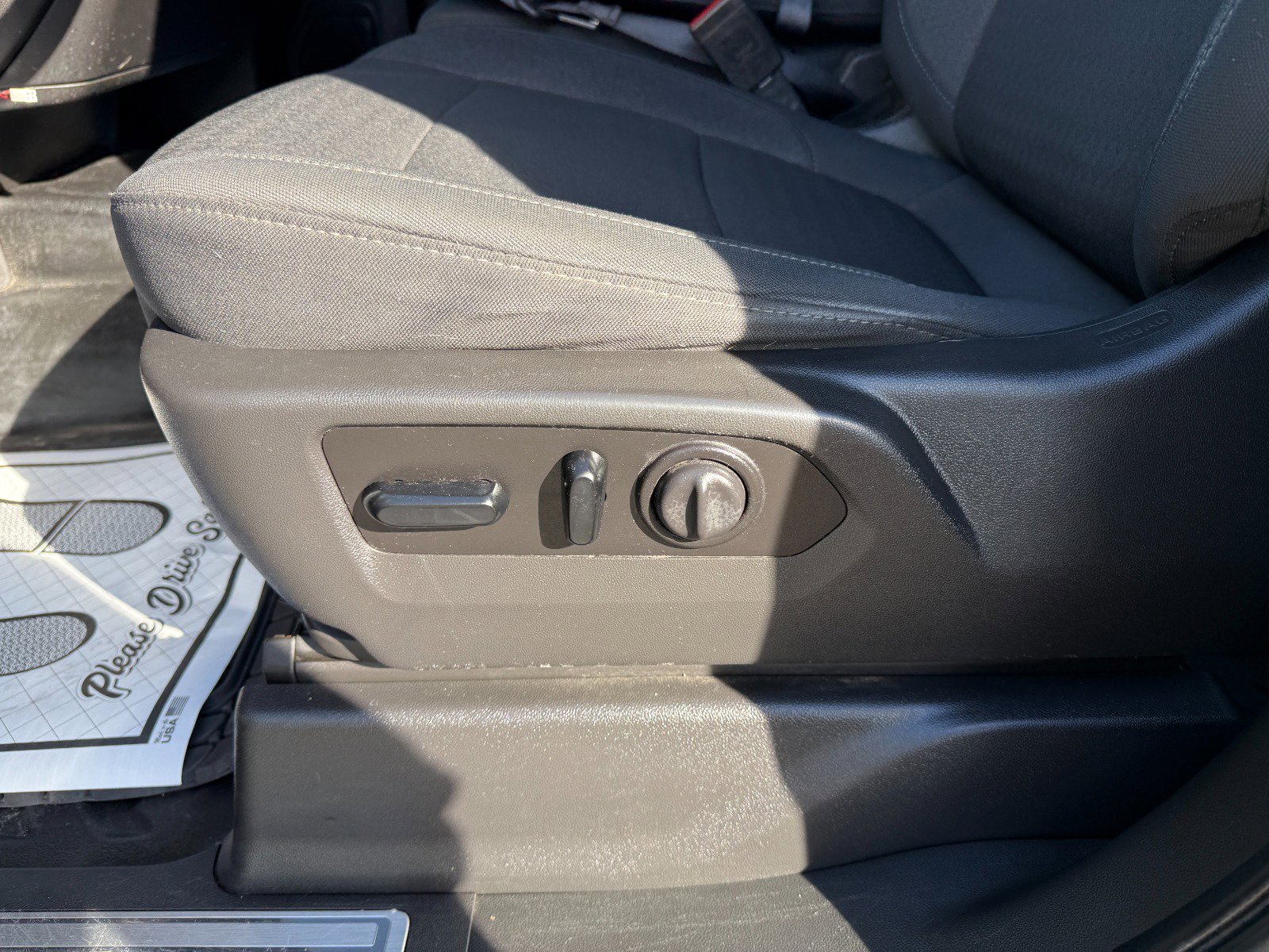 Used 2022 Chevrolet Silverado 3500 LT w/ Convenience Package AWD/4WD image 23