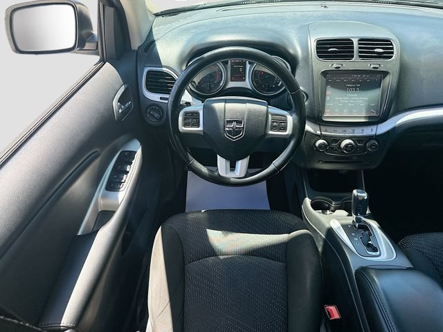 Used 2019 Dodge Journey SE FWD image 20