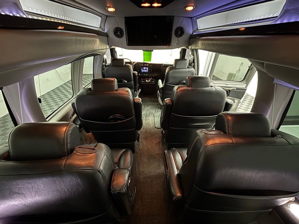 Used 2020 Chevrolet Express 2500 Extended w/ Enhanced Convenience Package image 3