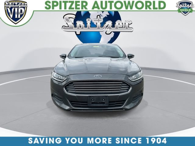 Used 2015 Ford Fusion SE FWD image 3