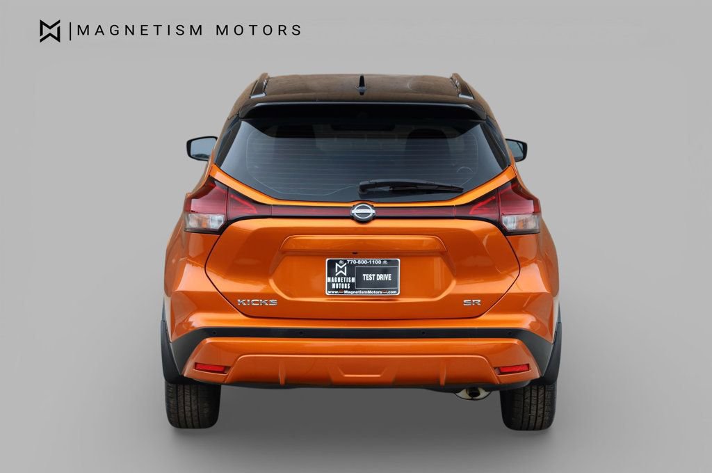 Used 2023 Nissan Kicks SR image 8