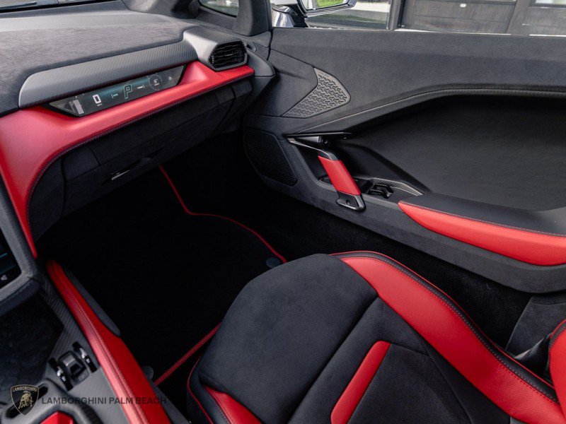 Used 2026 Lamborghini Temerario AWD/4WD image 6