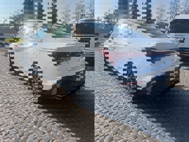 New 2026 Hyundai Elantra Blue image 3