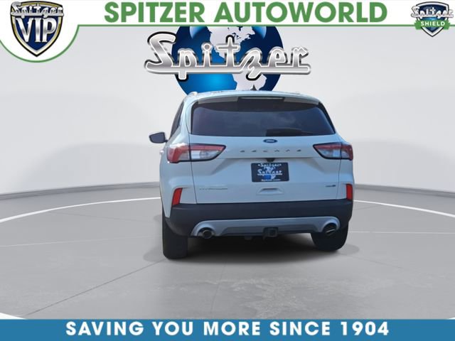 Used 2020 Ford Escape Titanium image 7