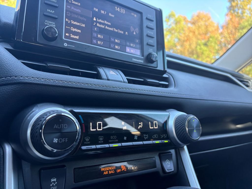 Used 2021 Toyota RAV4 XLE image 25