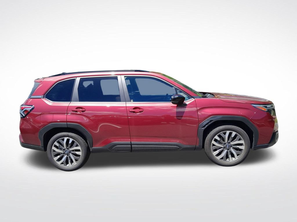 Certified 2025 Subaru Forester Touring AWD/4WD image 10
