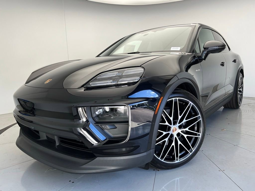 New 2025 Porsche Macan 4 Electric image 1