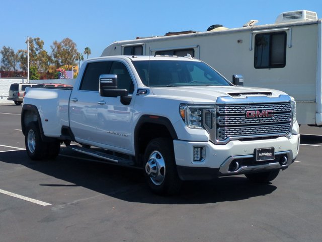 Used 2021 GMC Sierra 3500 Denali w/ Denali Ultimate Package AWD/4WD image 3