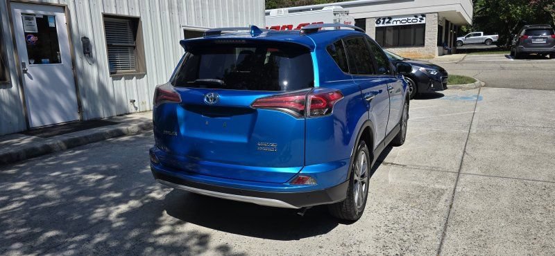 Used 2016 Toyota RAV4 Limited AWD/4WD image 5