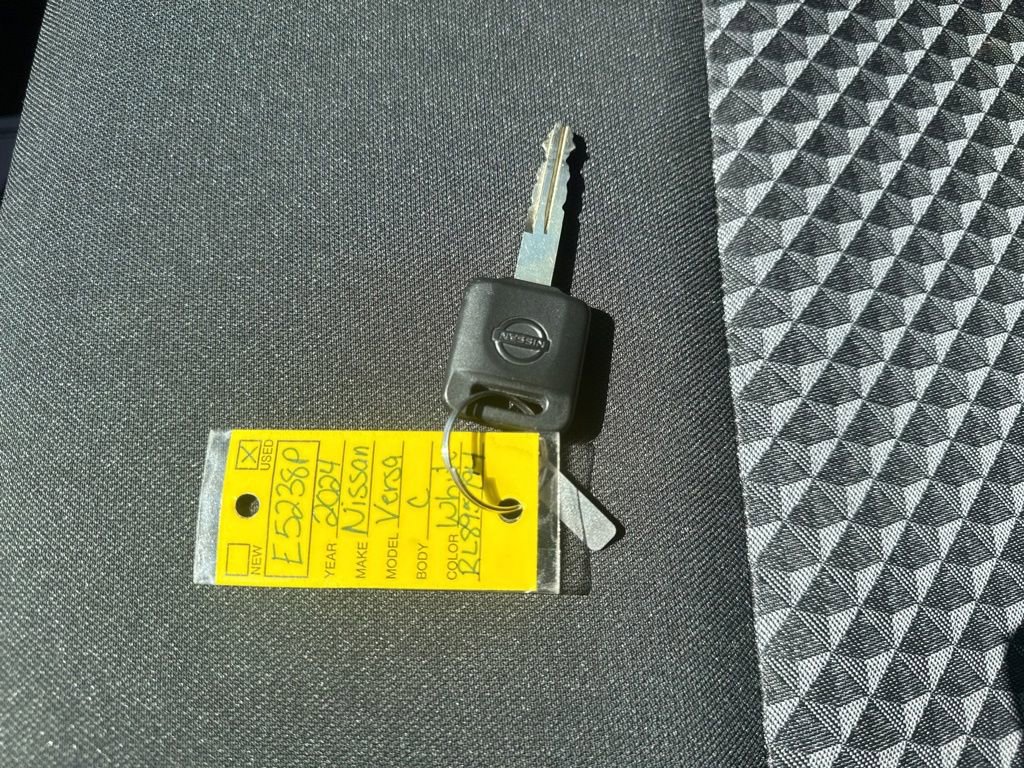 Used 2024 Nissan Versa S FWD image 23