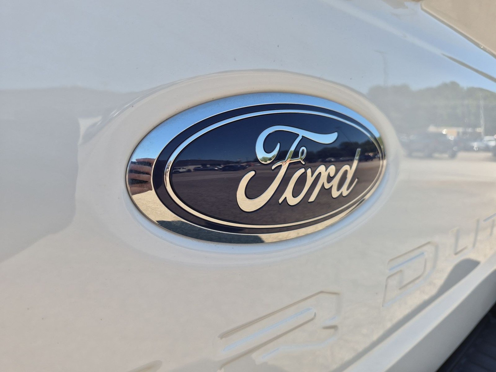Used 2025 Ford F250 Lariat w/ Chrome Package AWD/4WD image 33