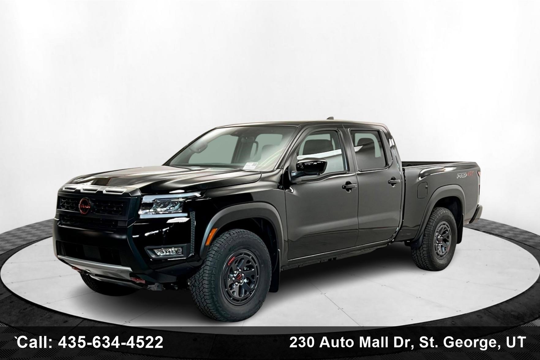 New 2025 Nissan Frontier PRO-4X w/ Pro Convenience Package