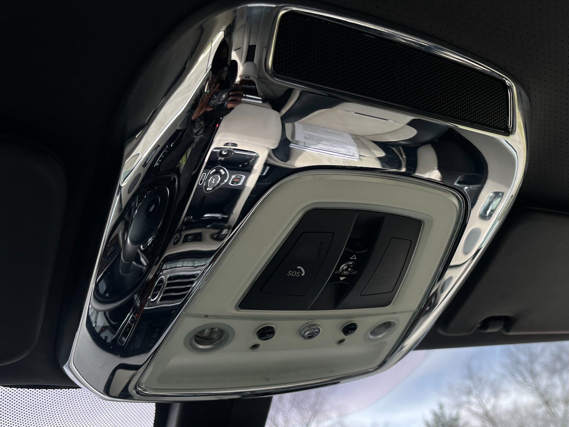 Used 2016 Rolls-Royce Wraith RWD image 37