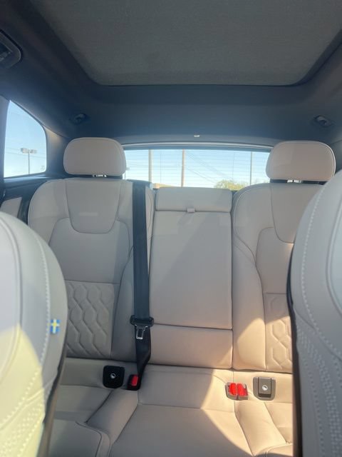 Used 2026 Volvo XC60 B5 Plus w/ Climate Package AWD/4WD image 20