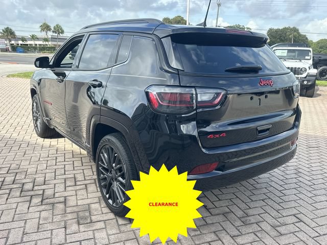 Used 2023 Jeep Compass Limited w/ Elite Group for (Red) Edition AWD/4WD image 12