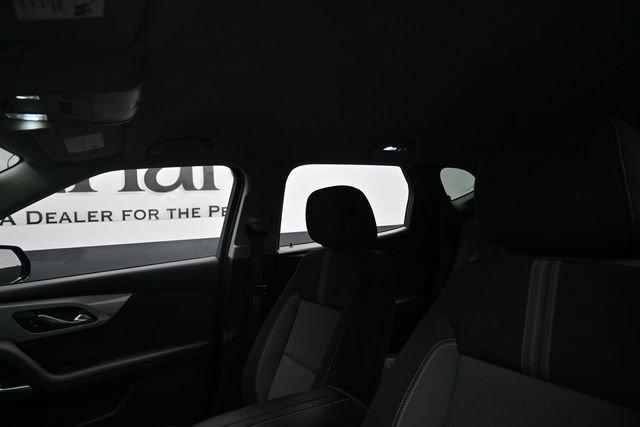 Used 2024 Chevrolet Blazer LT w/ Convenience Package FWD image 17