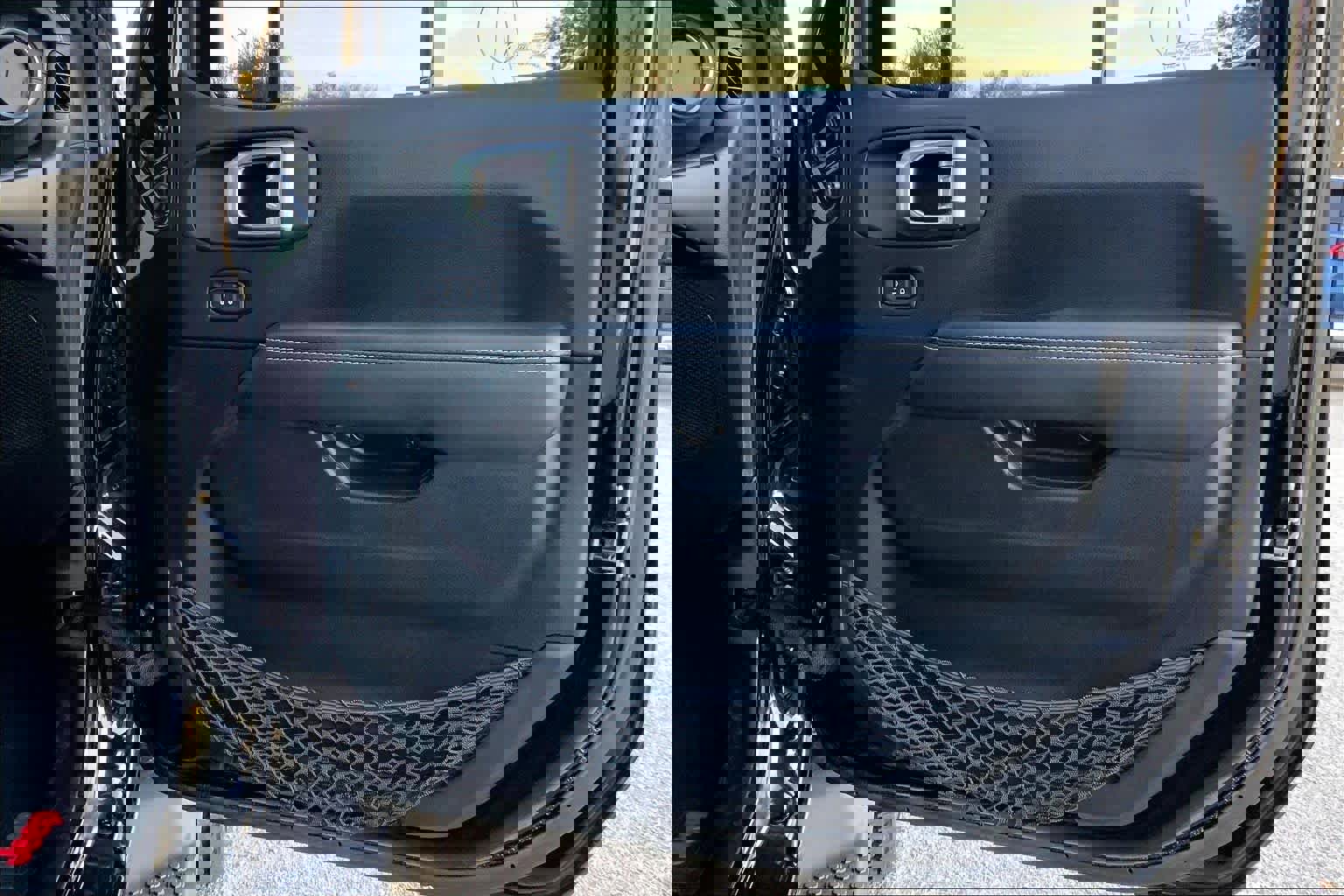 Used 2022 Jeep Wrangler Unlimited Sahara w/ Cold Weather Group image 47