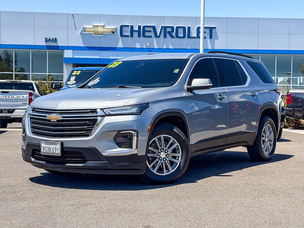 Used 2023 Chevrolet Traverse LT