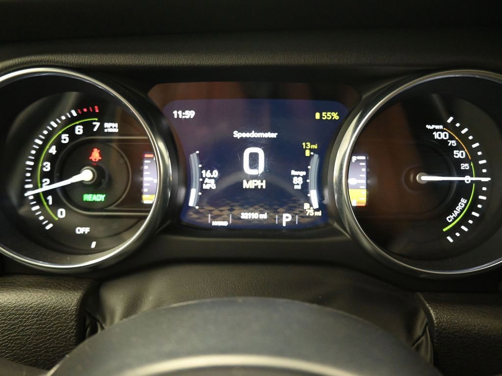 Used 2022 Jeep Wrangler Unlimited Sahara image 19