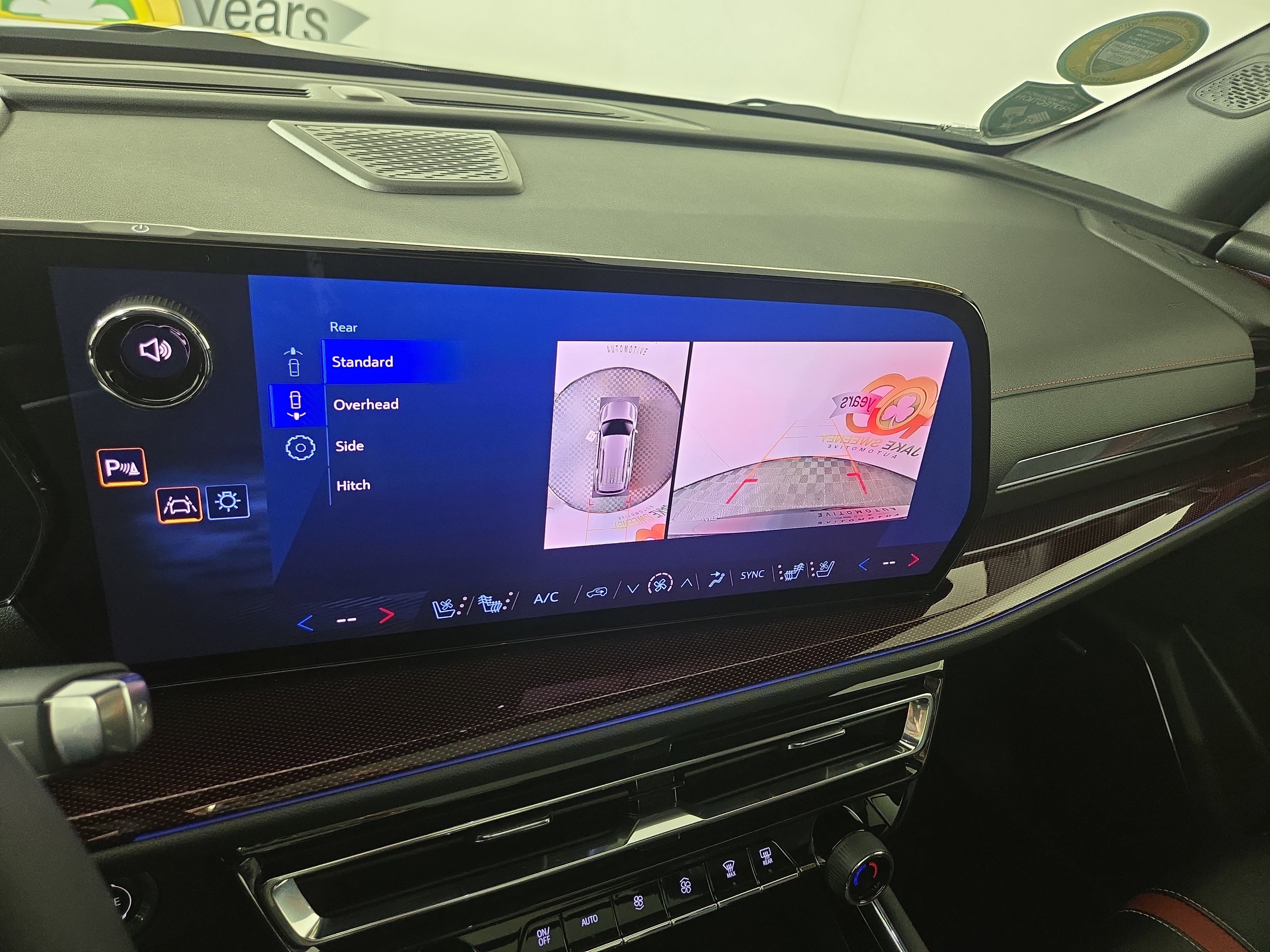 Certified 2025 Chevrolet Traverse RS w/ LPO, Floor Liner Package AWD/4WD image 22