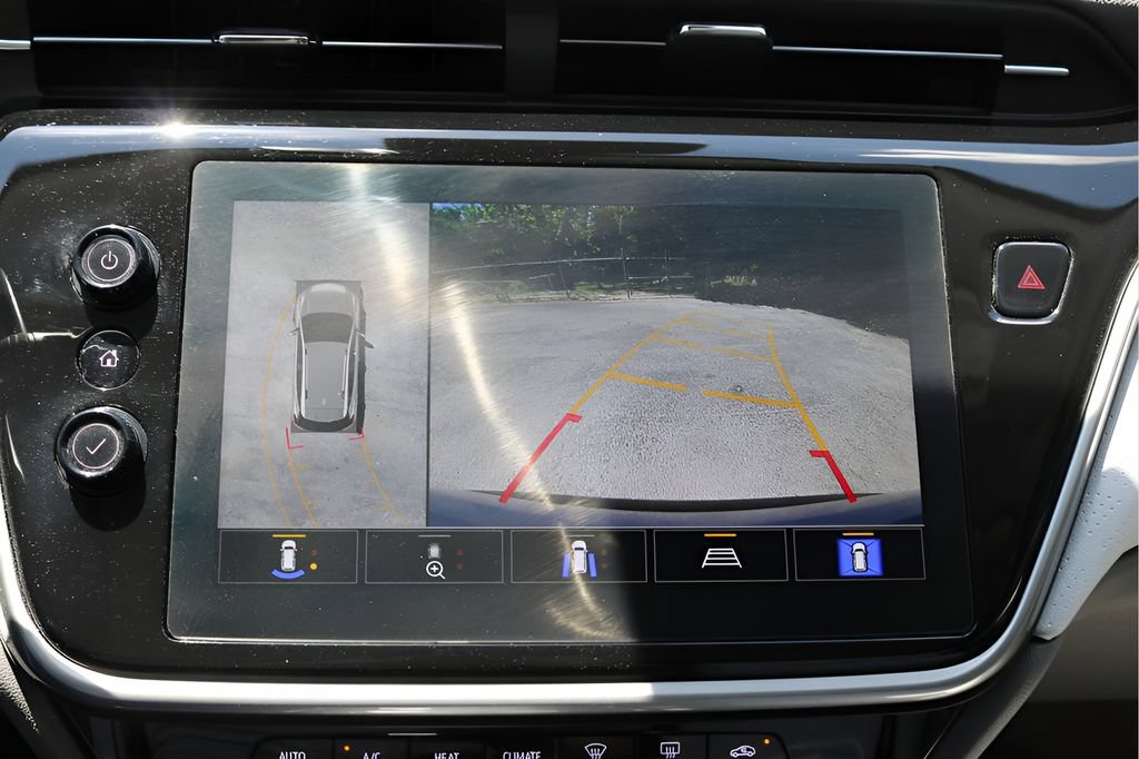 Used 2023 Chevrolet Bolt EUV Premier FWD image 25