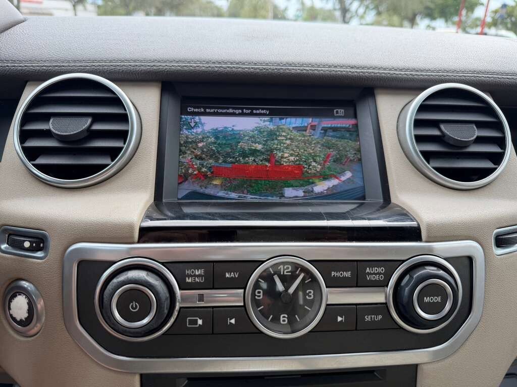 Used 2016 Land Rover LR4 HSE image 20