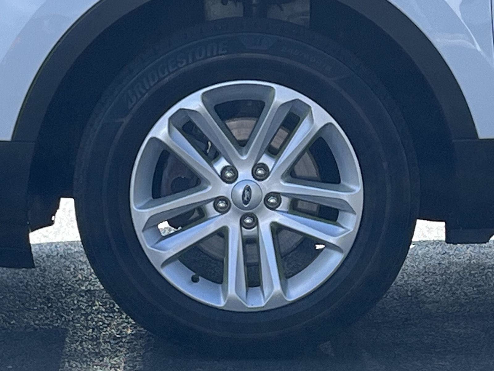 Used 2016 Ford Explorer FWD image 29