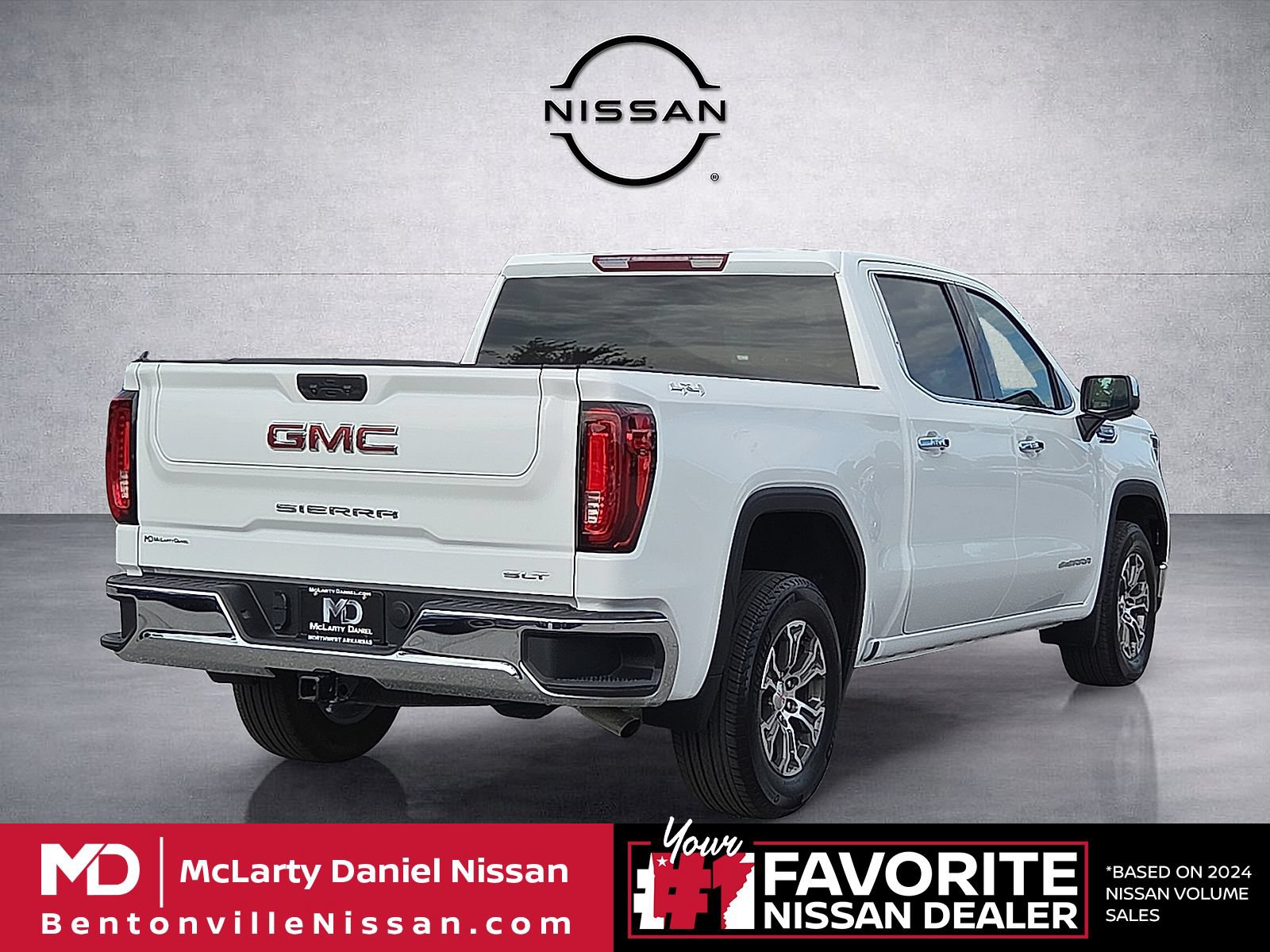 Used 2026 GMC Sierra 1500 SLT AWD/4WD image 5