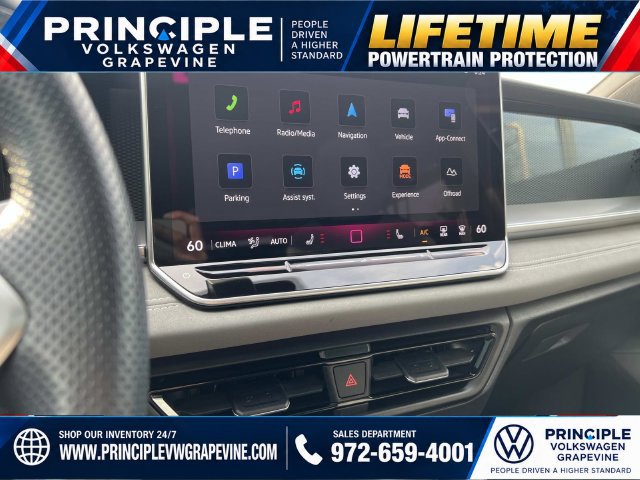 Used 2025 Volkswagen Tiguan SE R-Line AWD/4WD image 20