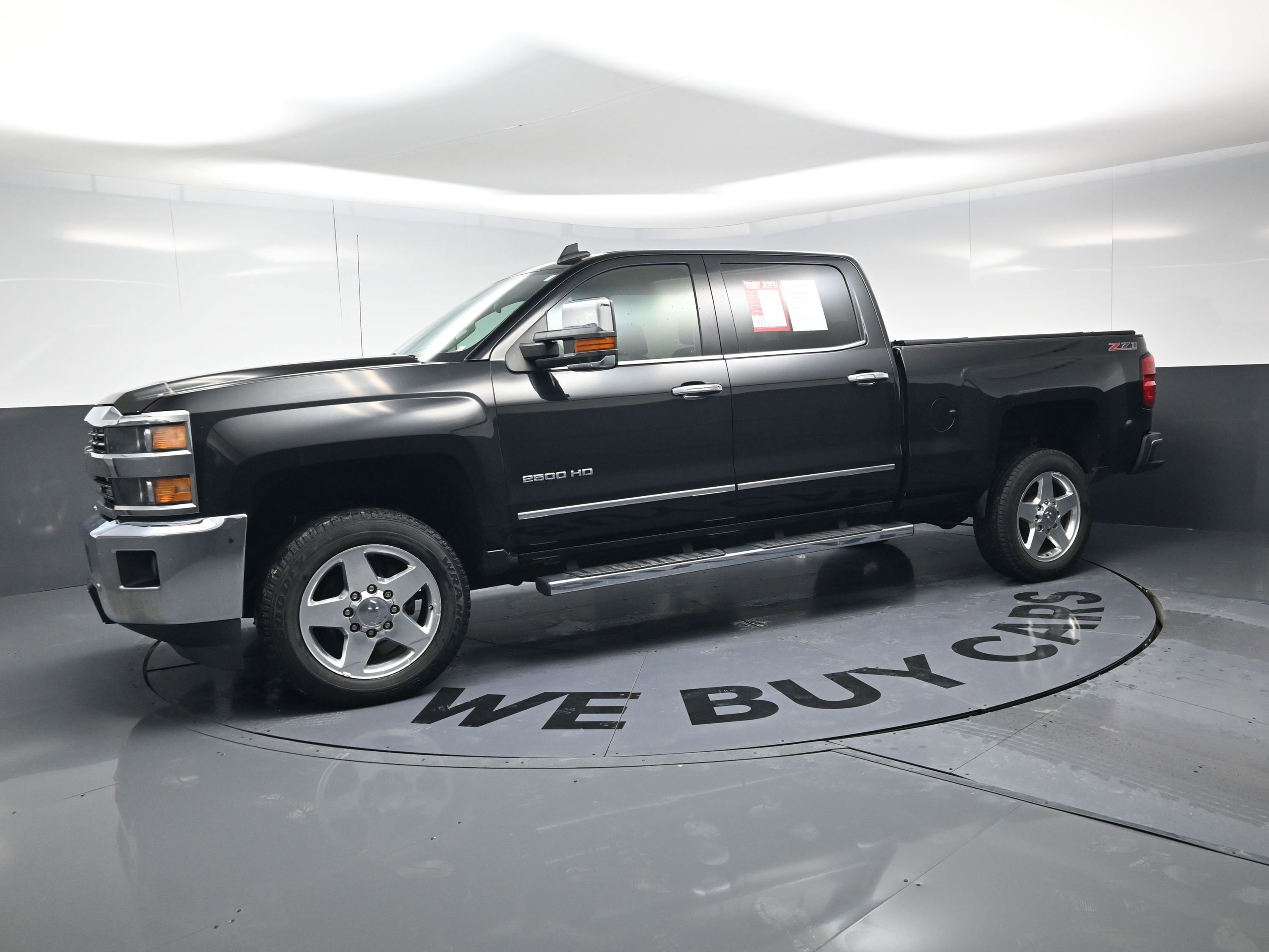 Used 2015 Chevrolet Silverado 2500 LTZ w/ LTZ Plus Package image 6