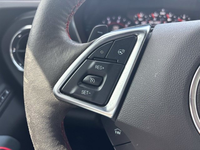 Used 2018 Chevrolet Camaro ZL1 RWD image 21