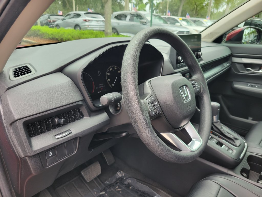 Used 2025 Honda CR-V EX image 13