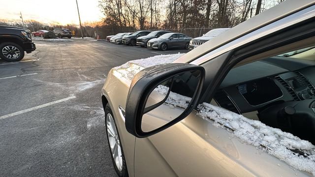 Used 2018 Ford Taurus SE image 35