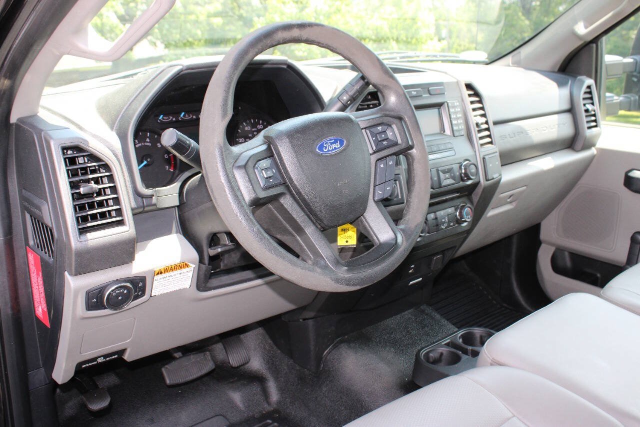 Used 2017 Ford F250 XL RWD image 9
