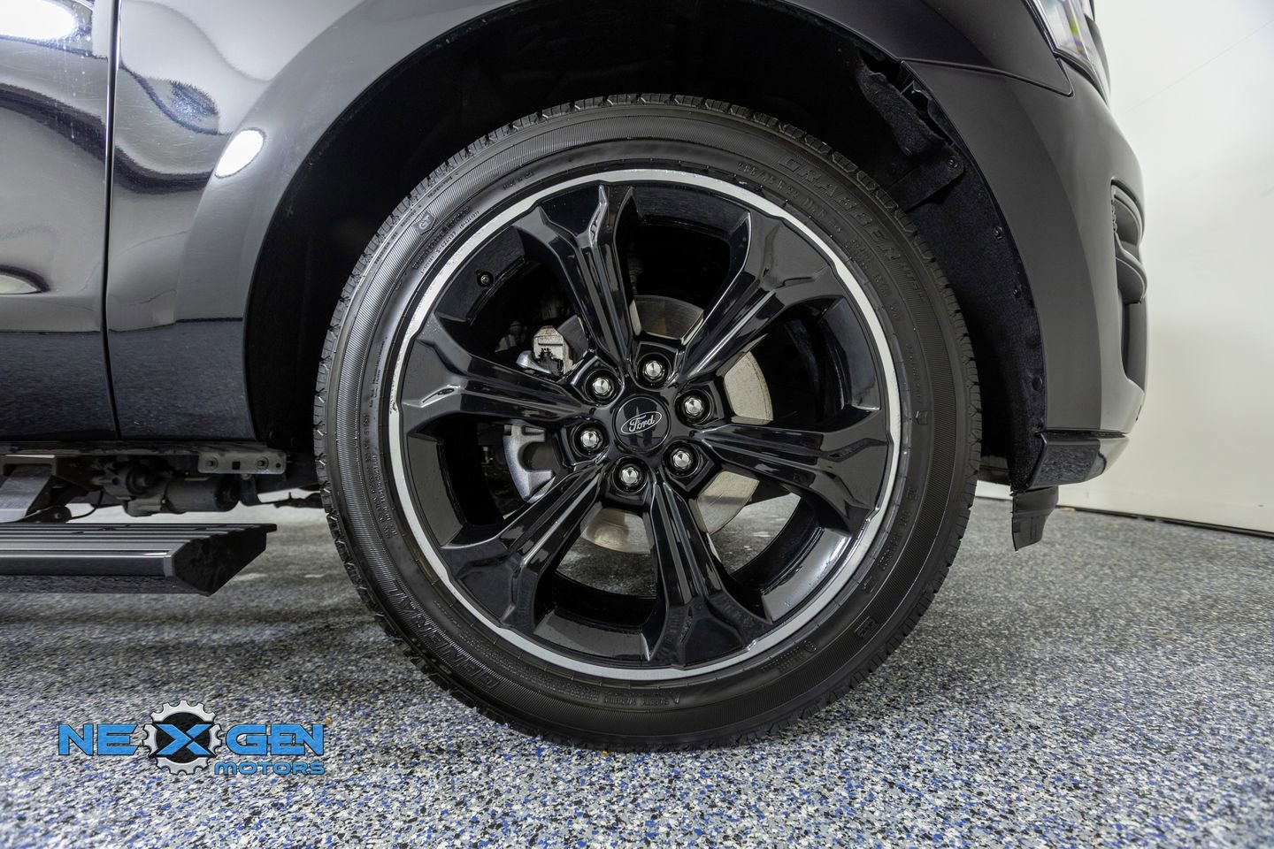 Used 2024 Ford Expedition Max Limited image 44