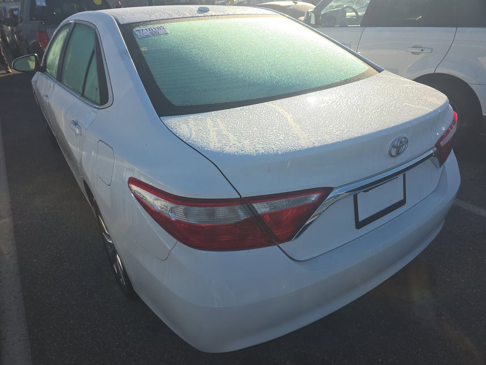 Used 2015 Toyota Camry XLE image 6