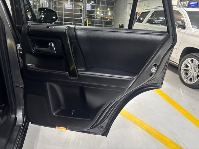 Used 2019 Toyota 4Runner TRD Off-Road Premium AWD/4WD image 36