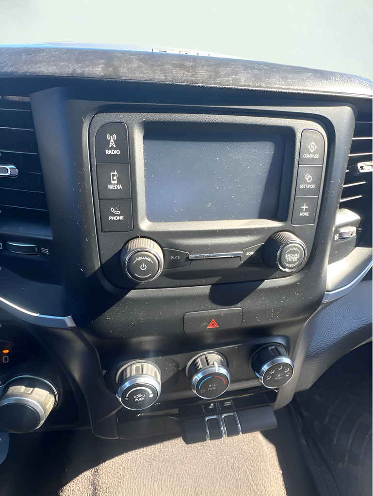 Used 2022 RAM 1500 Big Horn AWD/4WD image 14