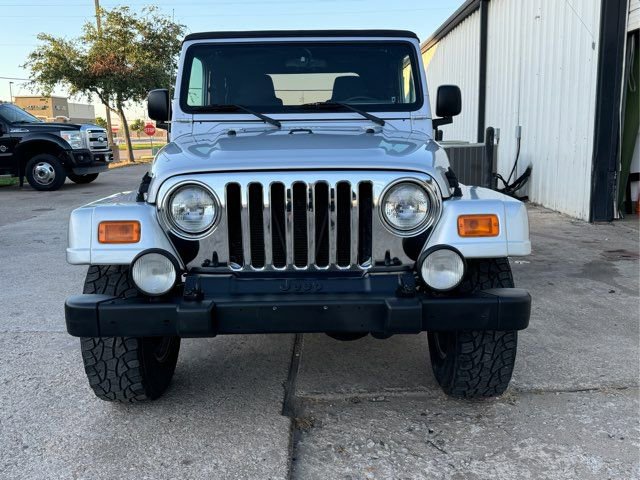 Used 2005 Jeep Wrangler Unlimited image 2