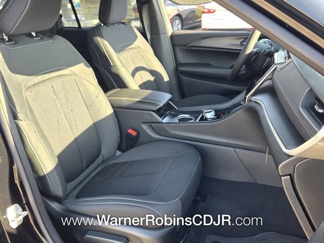 New 2026 Jeep Grand Cherokee Laredo RWD image 16