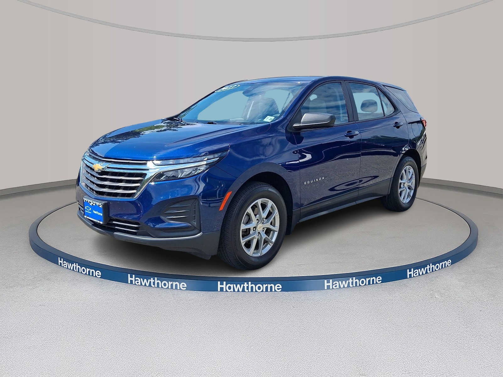 Used 2023 Chevrolet Equinox LS w/ LPO, Floor Liner Package AWD/4WD image 3