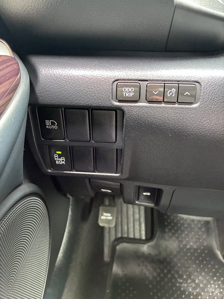 Used 2019 Lexus RC 300 w/ Accessory Package image 21