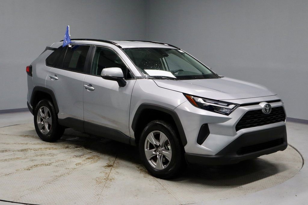 Used 2025 Toyota RAV4 XLE