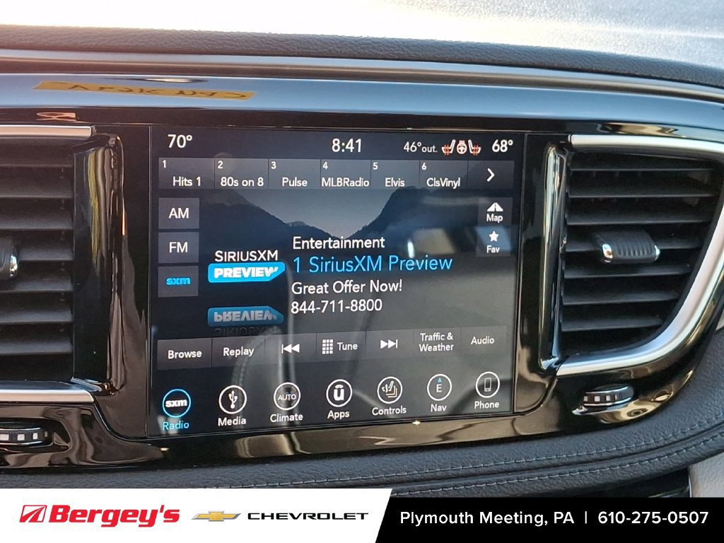 Used 2018 Chrysler Pacifica Limited FWD image 21