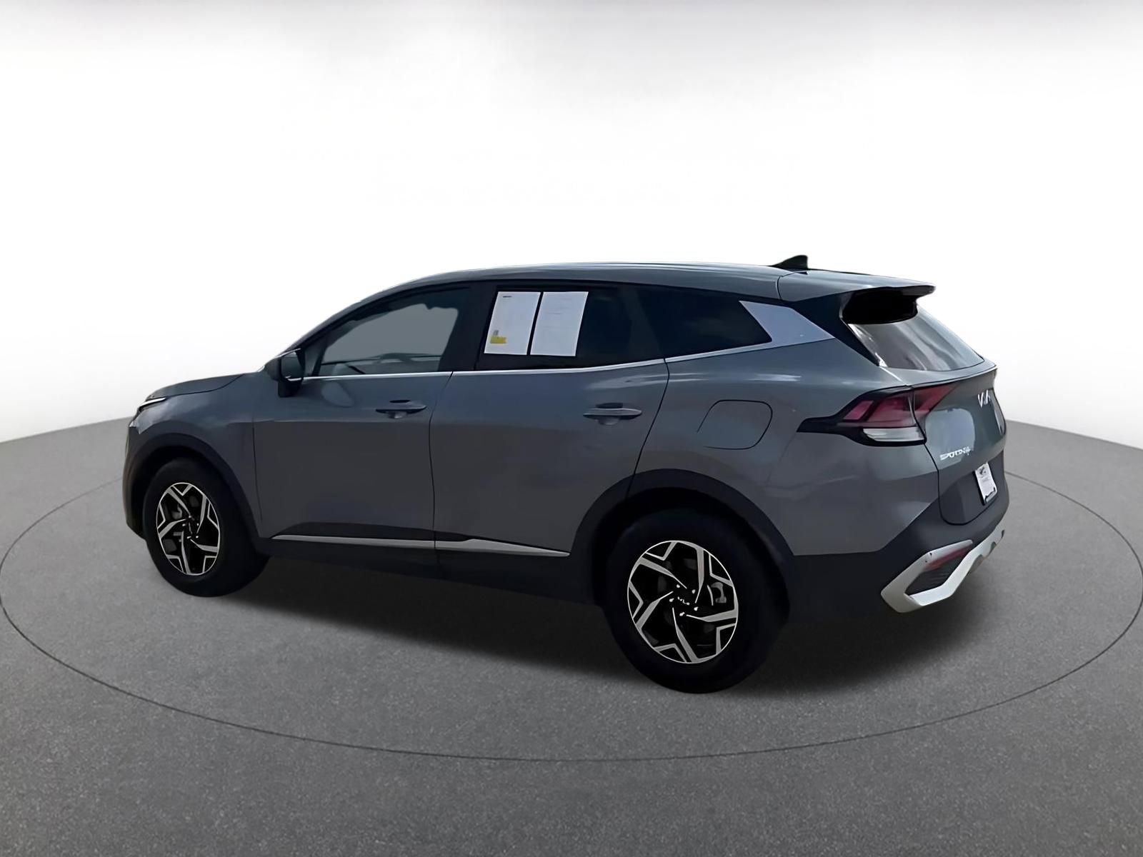 Used 2025 Kia Sportage LX image 10