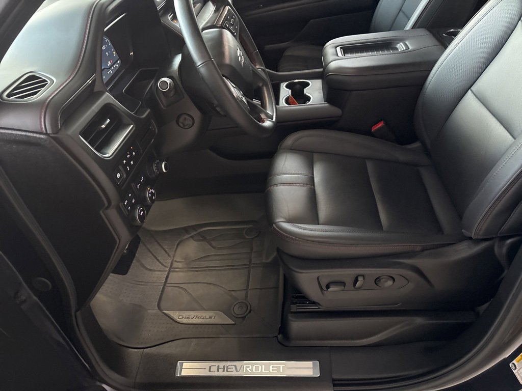 Used 2024 Chevrolet Tahoe RST w/ RST Performance Edition image 7