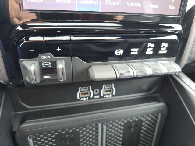 New 2026 RAM 2500 Laramie w/ Night Edition image 34