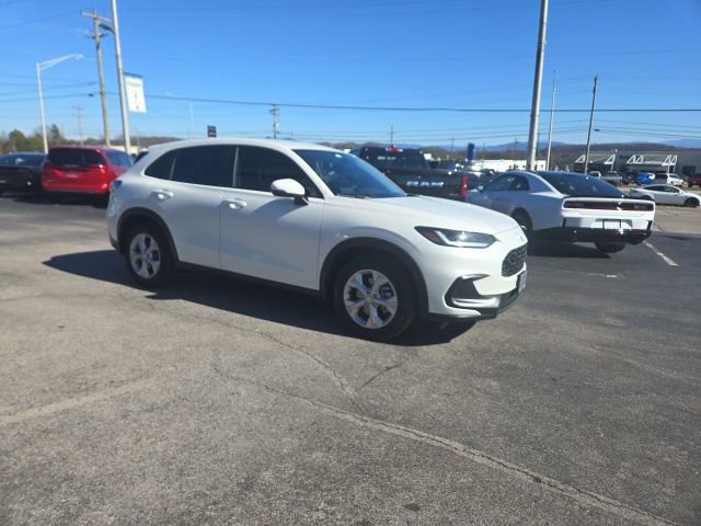 Used 2025 Honda HR-V LX image 3