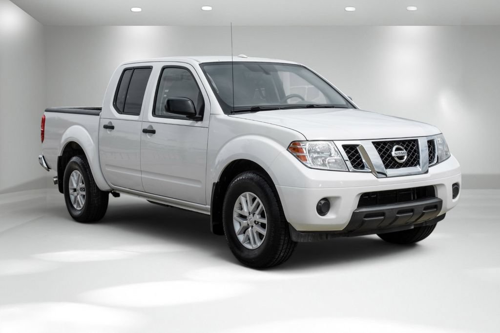 Used 2018 Nissan Frontier SV RWD image 5