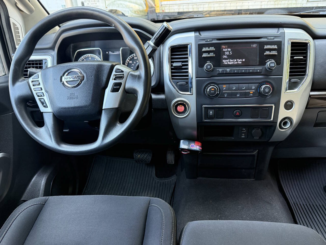Used 2017 Nissan Titan SV RWD image 18